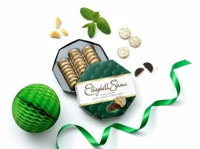 Öppen Elizabeth Shaw mint chokladask med honungskrisp och mintblad
