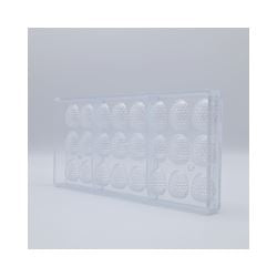 Läpinäkyvä praliinimuotti 24 praliinille 3x8-asetelmassa
