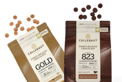 Callebaut Callets i en öppen påse