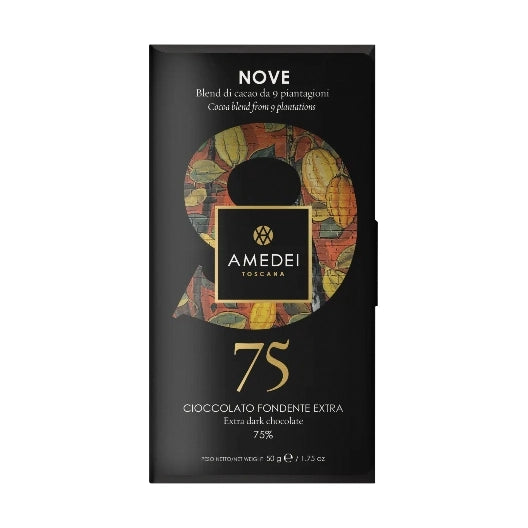 Chokladshopen Amedei No 9 mörk chokladkaka med 75% kakao, förpackad i en elegant svart ask med guldtext.