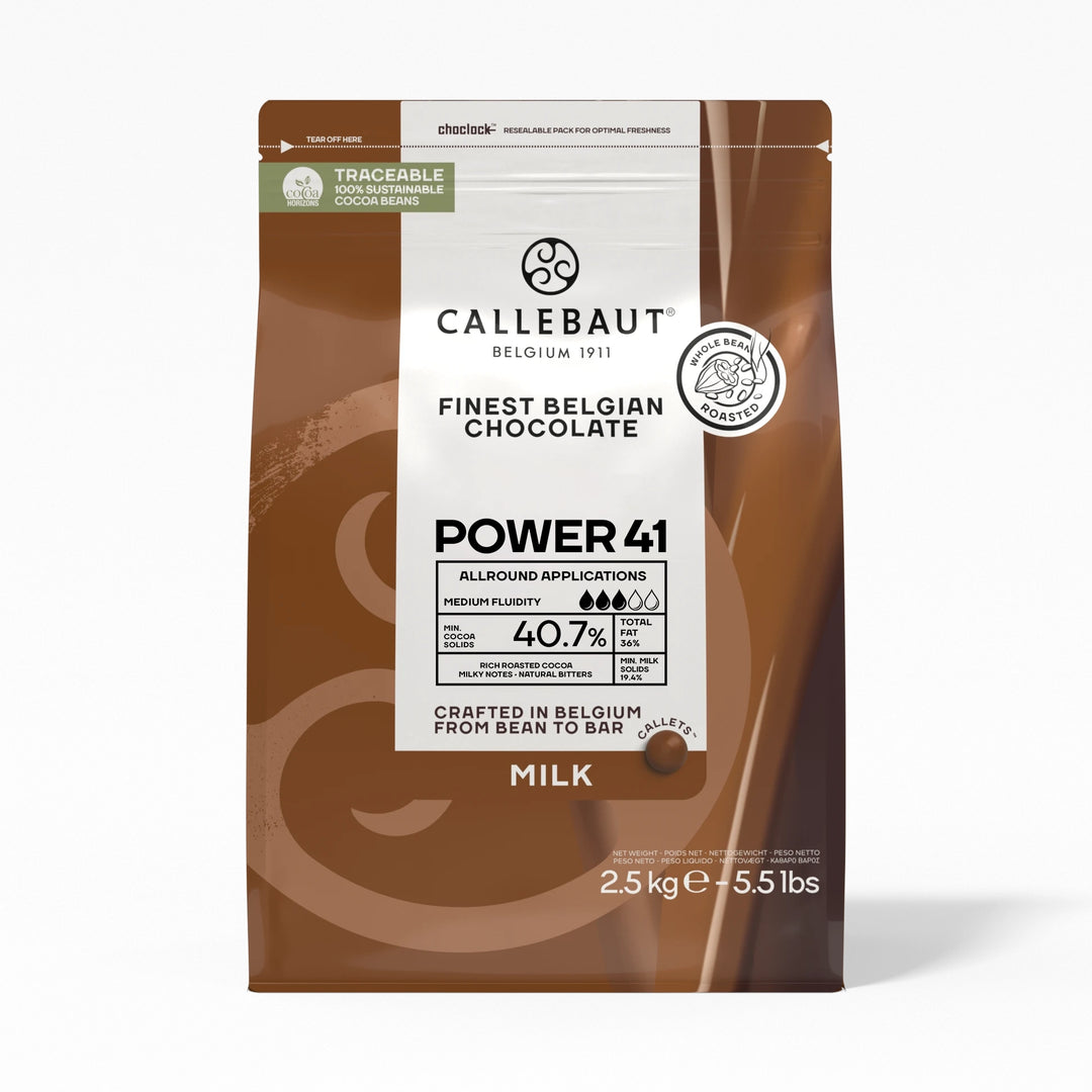 Chokladshopen Callebaut Power 40,7% mjölkchoklad i 2,5kg förpackning med professionella chokladknappar.
