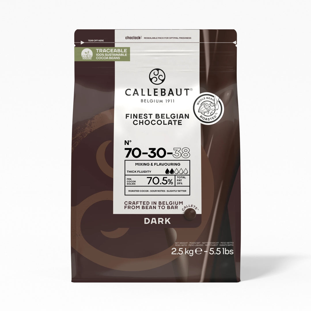 Chokladshopen Callebaut 70-30-38 mörk chokladcouvertyr 70,5% i 2,5 kg förpackning för professionell bakning.