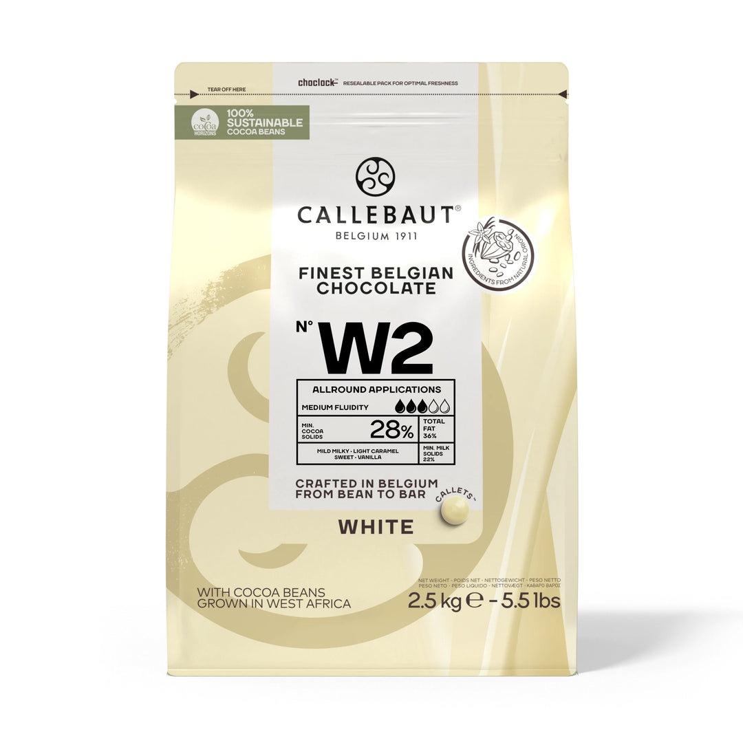 Chokladshopen Callebaut W2 vit chokladcouvertyr 28% i 2,5 kg förpackning för professionell bakning.