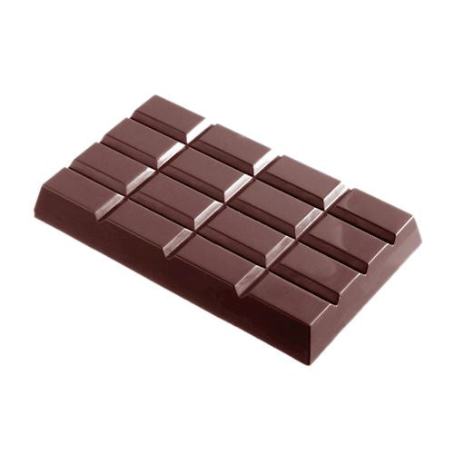 Färdig chokladbar med rutnätsmönster från formen