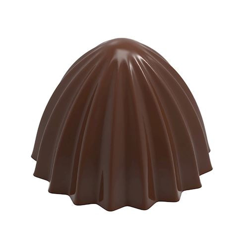 Mörk chokladpralin med vaveltextur och kupolform