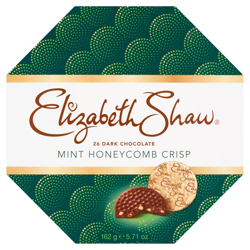 Lähikuva Elizabeth Shaw Mint Crisp tumman suklaan etiketistä hunamakrunchilla